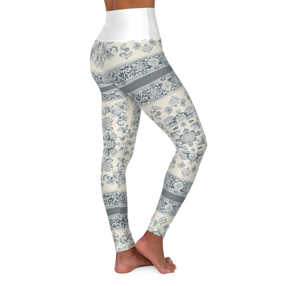 Bandana Leggings - Picture 3 of 4